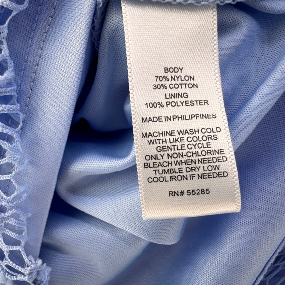 Express Light Blue Lace Crop Top - Picture 6 of 7